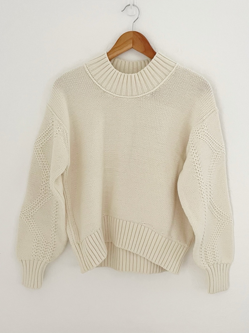 Everlane mock neck chunky cable knit sweater size medium